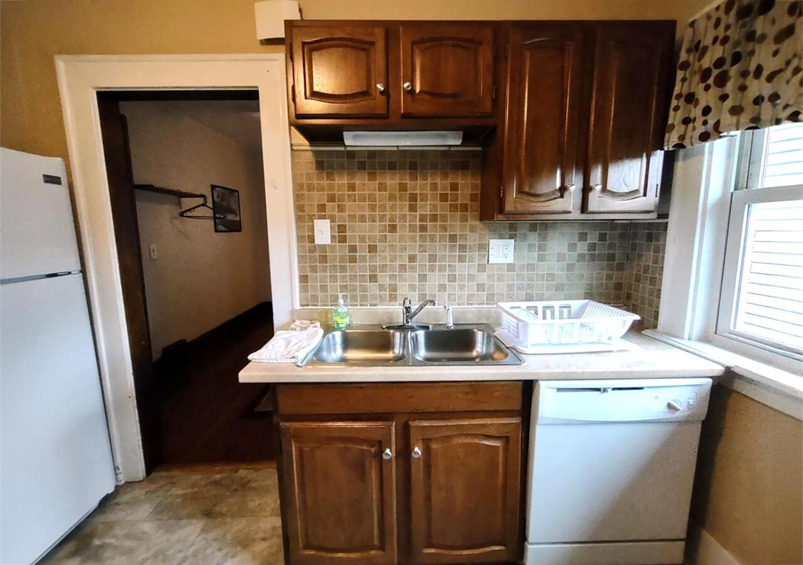 Apartment Spacious Frontier Park